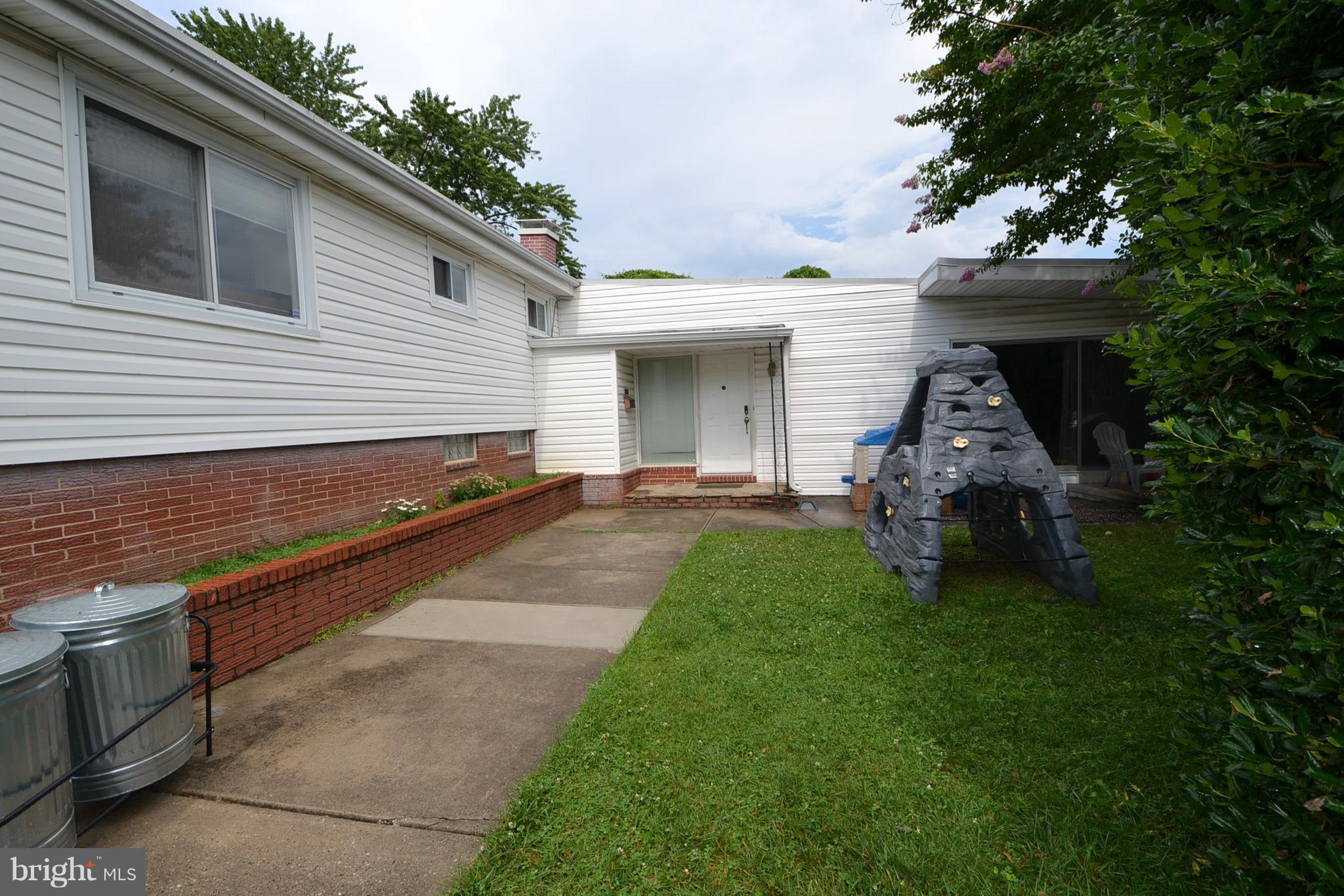 2704 Geartner Road Baltimore, MD 21209 - Photo 3 of 27 Exterior (Front)