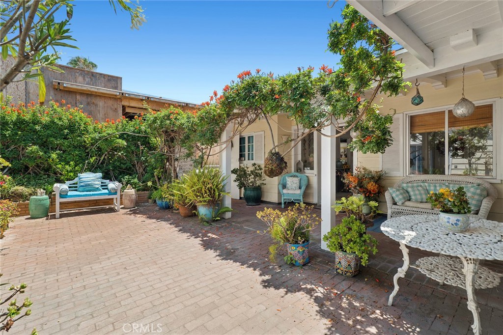 1665 Viking Road Laguna Beach, CA 92651 - Photo 34 of 37