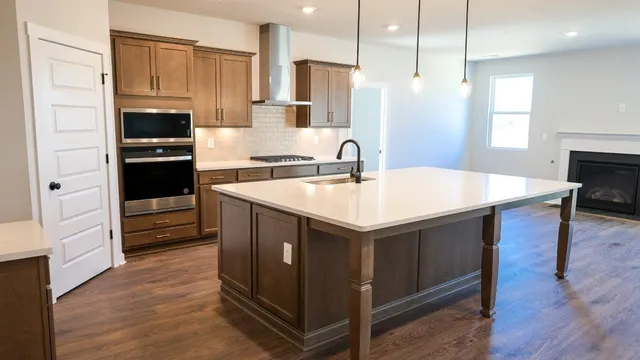 $839,990 | 323 Harvest Point Boulevard, Spring Hill, TN 37174