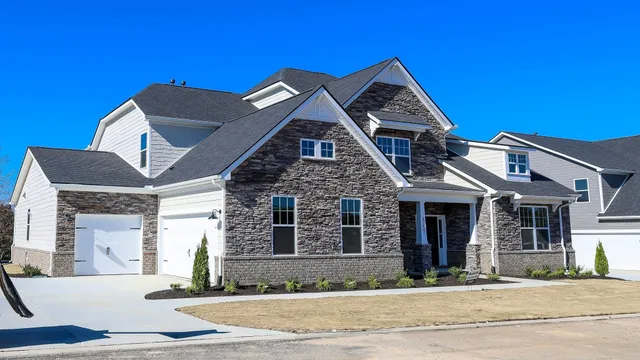 $839,990 | 323 Harvest Point Boulevard, Spring Hill, TN 37174