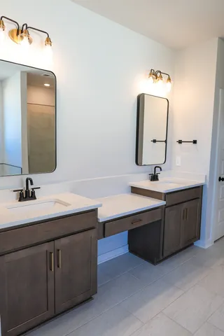 $839,990 | 323 Harvest Point Boulevard, Spring Hill, TN 37174