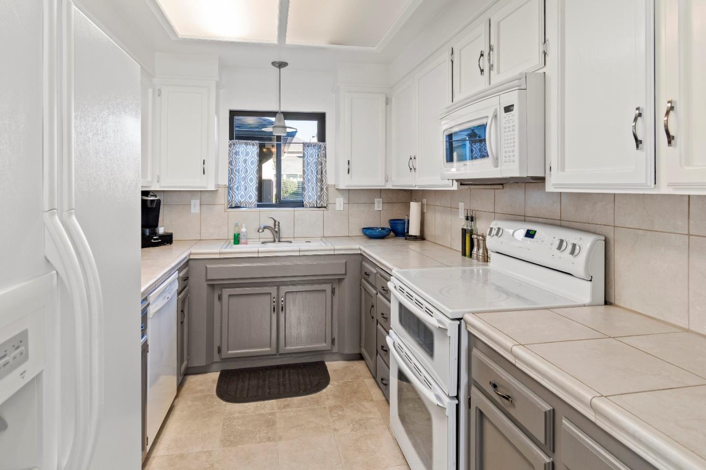 124 Nissen Road, Unit 3 Salinas, CA 93901 - Photo 8 of 15 Gallery Image 8