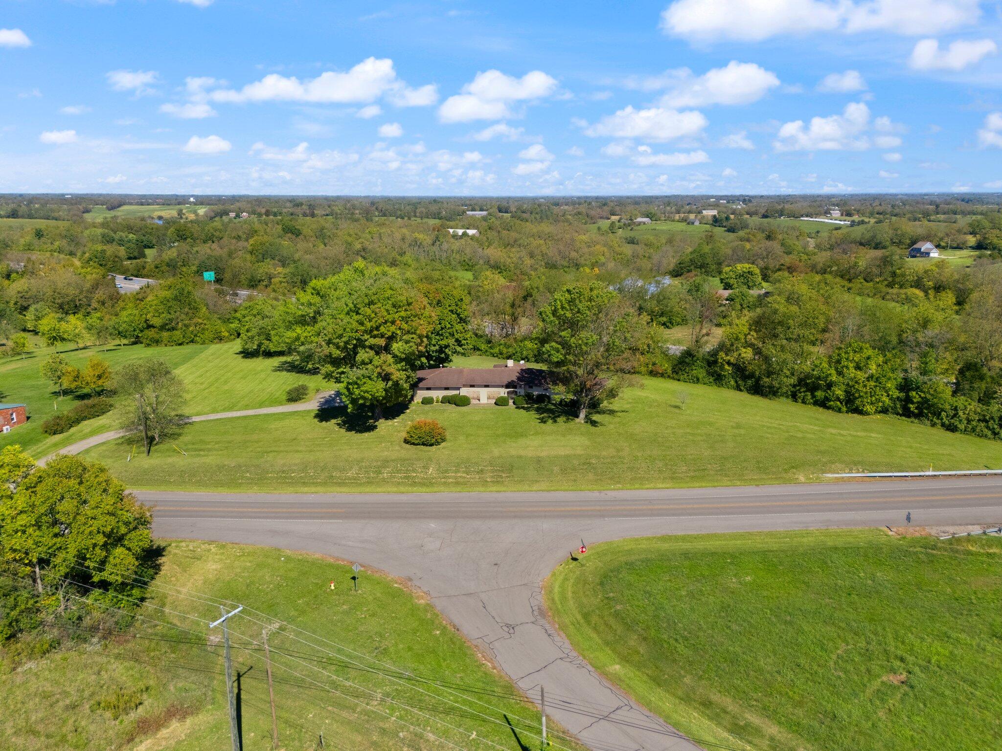 7037 Old Richmond Road Lexington, KY 40515 - Photo 68 of 72 68-web-or-mls-DJI_20241008134217_0120_D