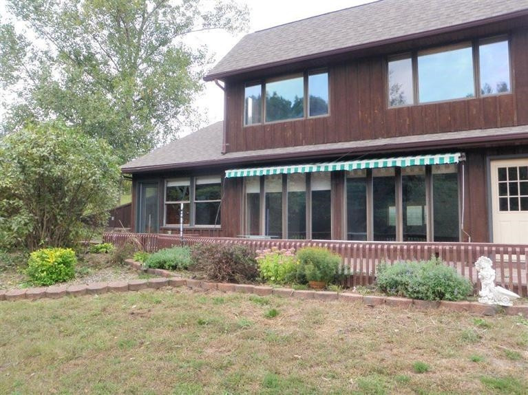 13872 Bangham Road Springport, MI 49284 - Photo 3 of 10 Photo 3