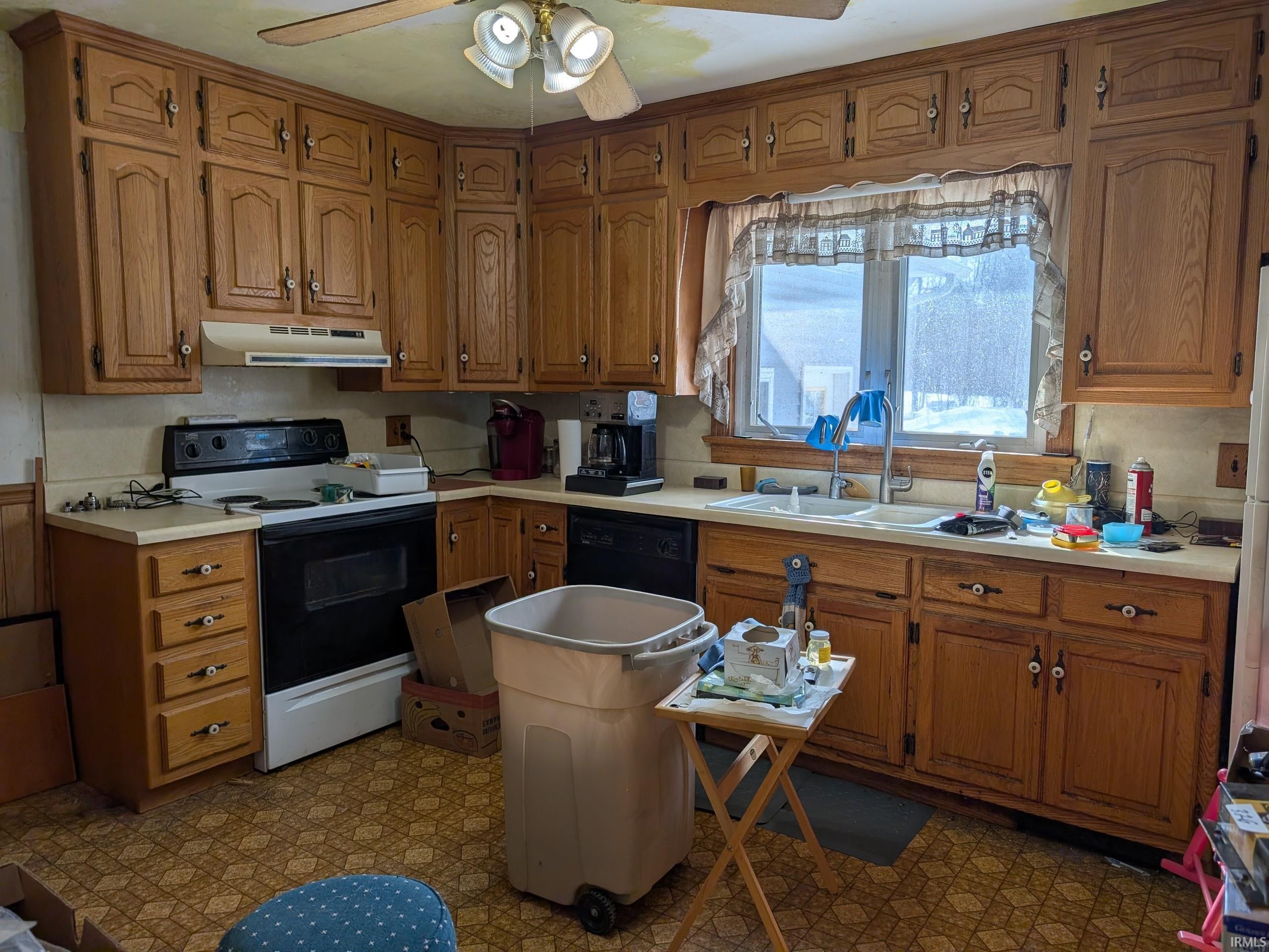 11050 Northwest Winchester Road Decatur, IN 46733 - Photo 15 of 34