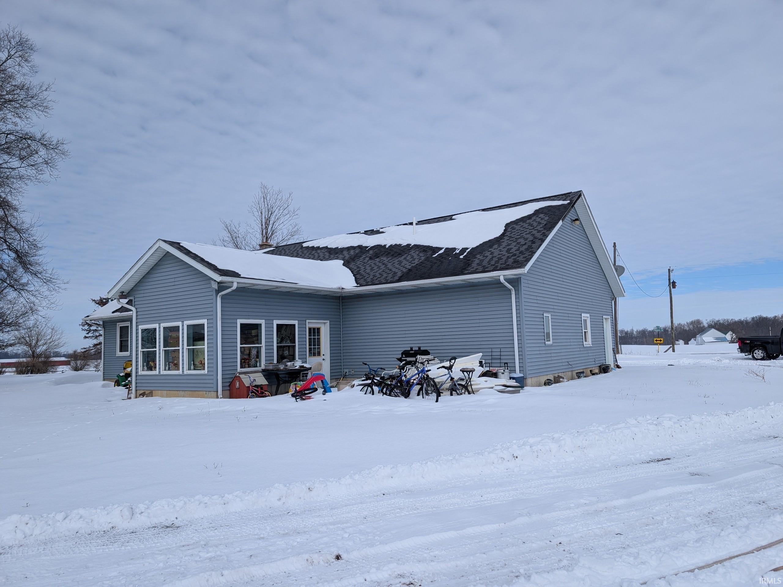 11050 Northwest Winchester Road Decatur, IN 46733 - Photo 5 of 34