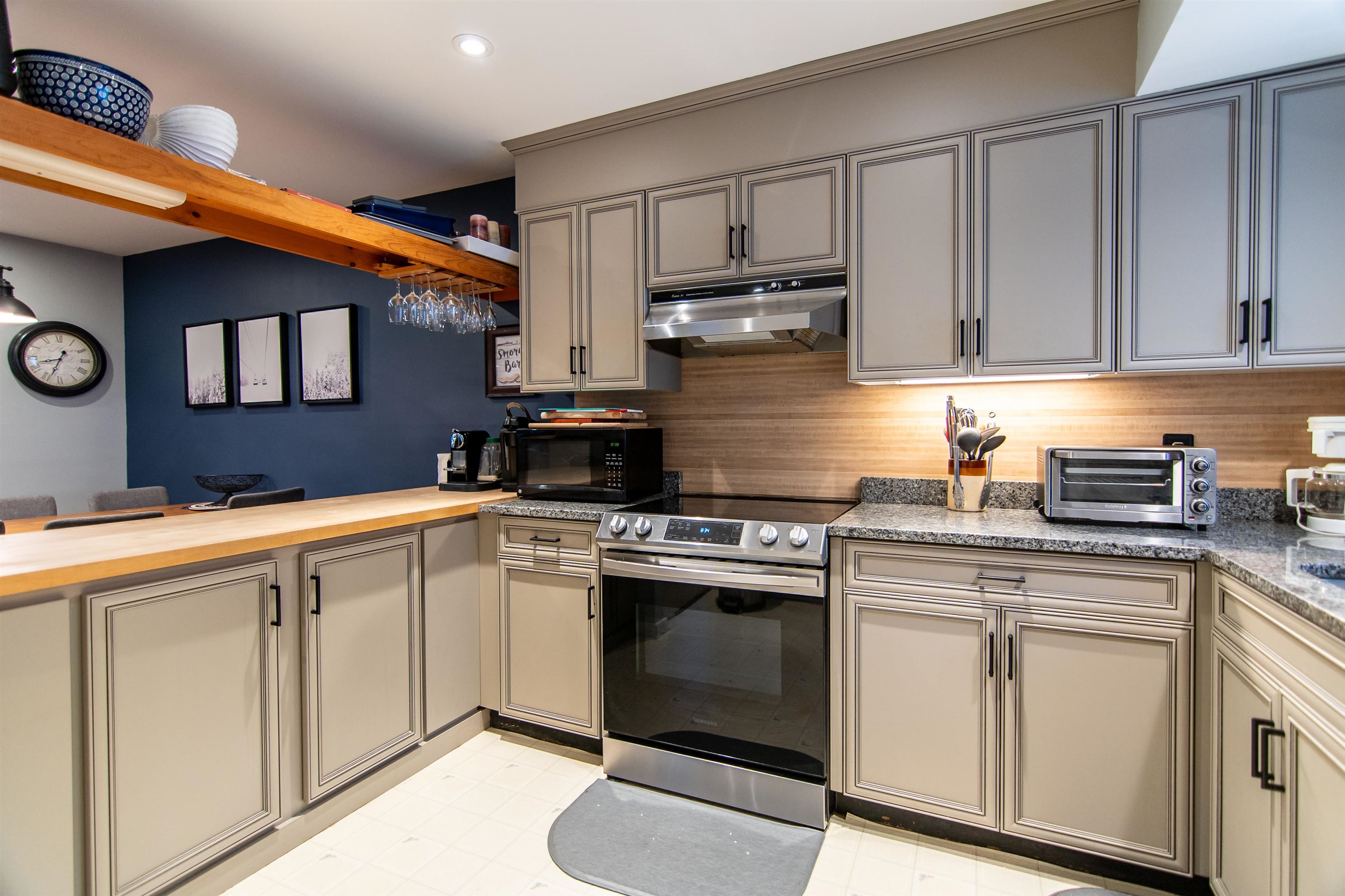 36 Easterly Road, Unit 1 Lincoln, NH 03251 - Photo 4 of 38