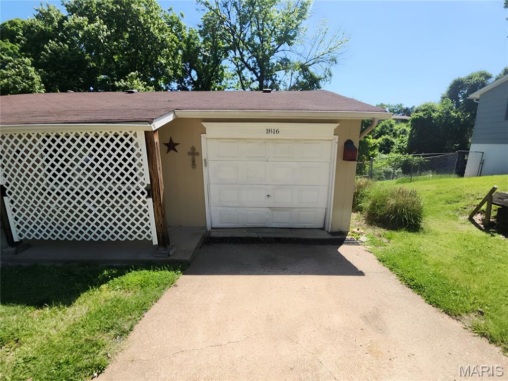 1816 West Drive High Ridge, MO 63049 - Photo 3 of 16