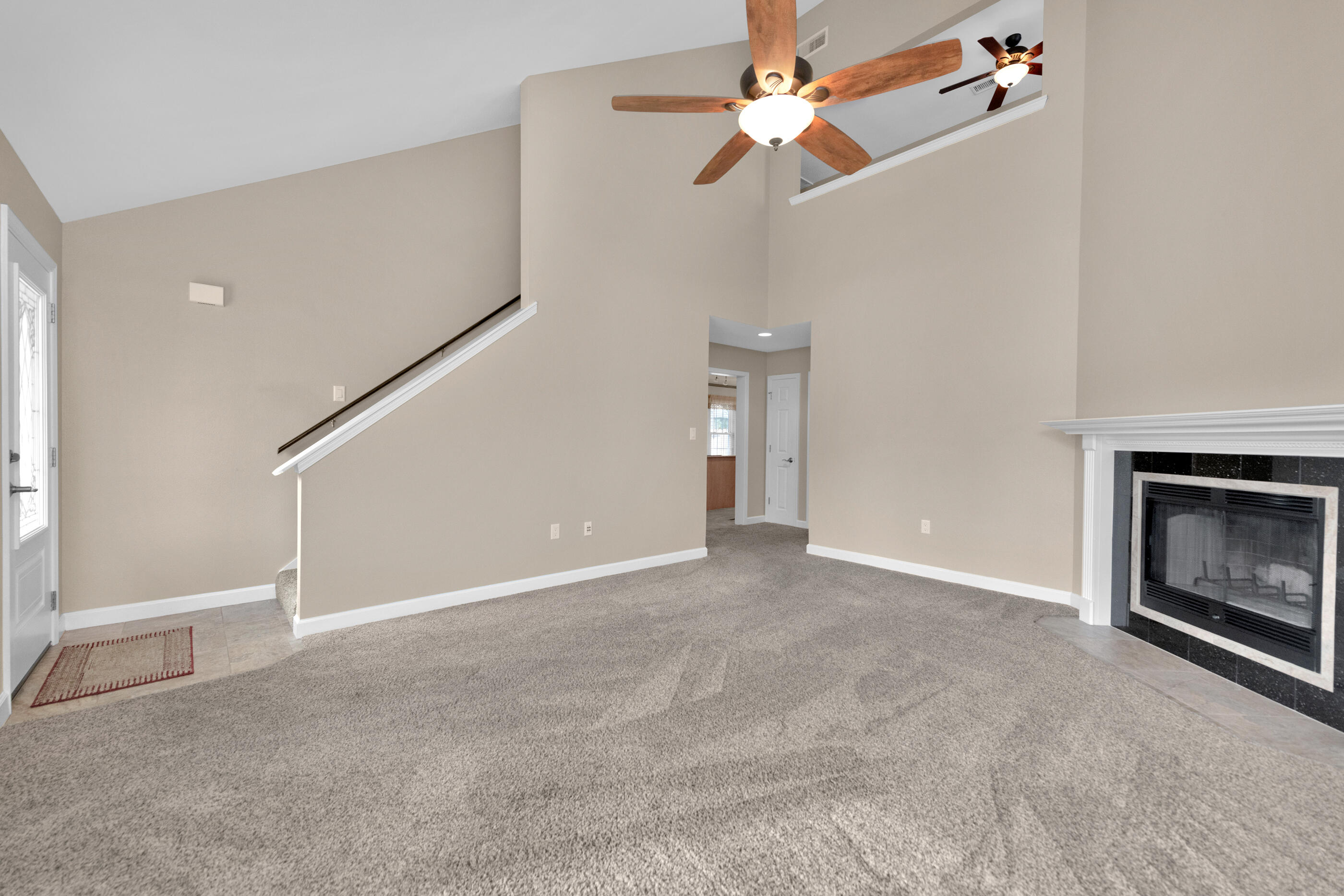 480 Sandy Ridge Circle Mary Esther, FL 32569 - Photo 17 of 38 Living Room