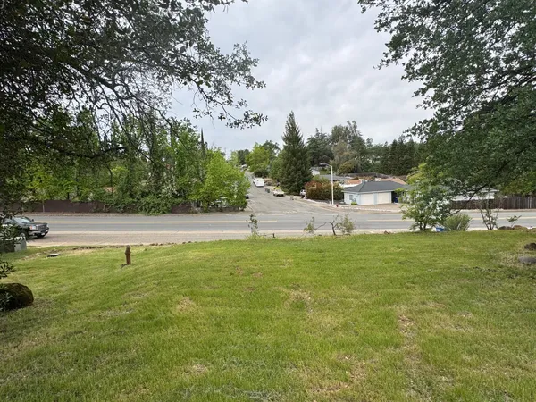 $50,000 | 1433 Lakeside Drive, Redding, CA 96001