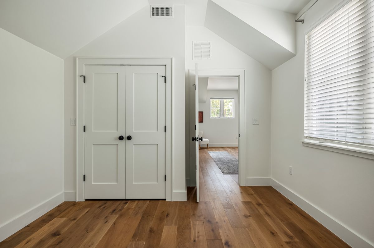 2008 Alegria Road, Unit 1 Austin, TX 78757 - Photo 19 of 30 Gallery Image 19