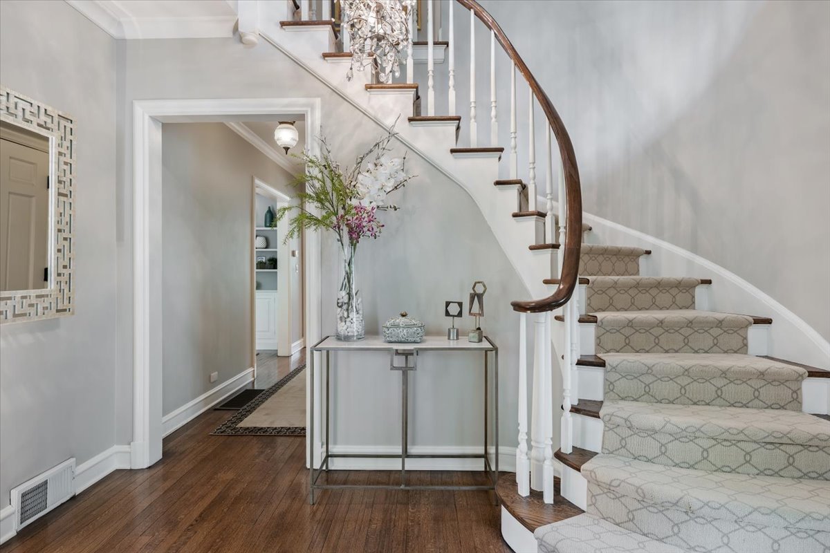9360 Ridgeway Avenue Evanston, IL 60203 - Photo 37 of 92 Gallery Image 37