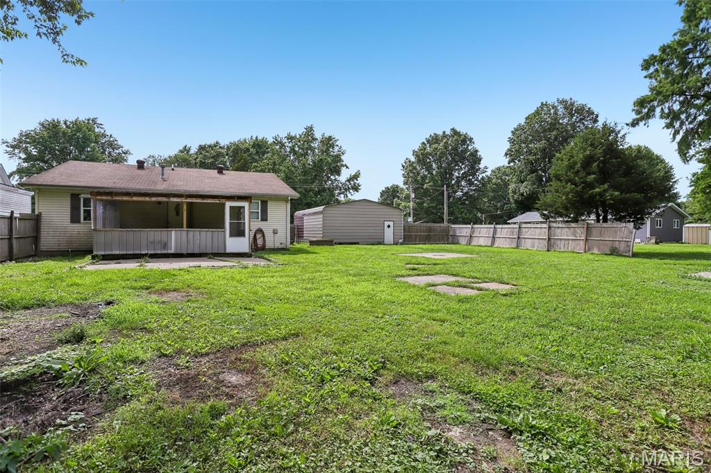 706 North Locust Street Litchfield, IL 62056 - Photo 18 of 24