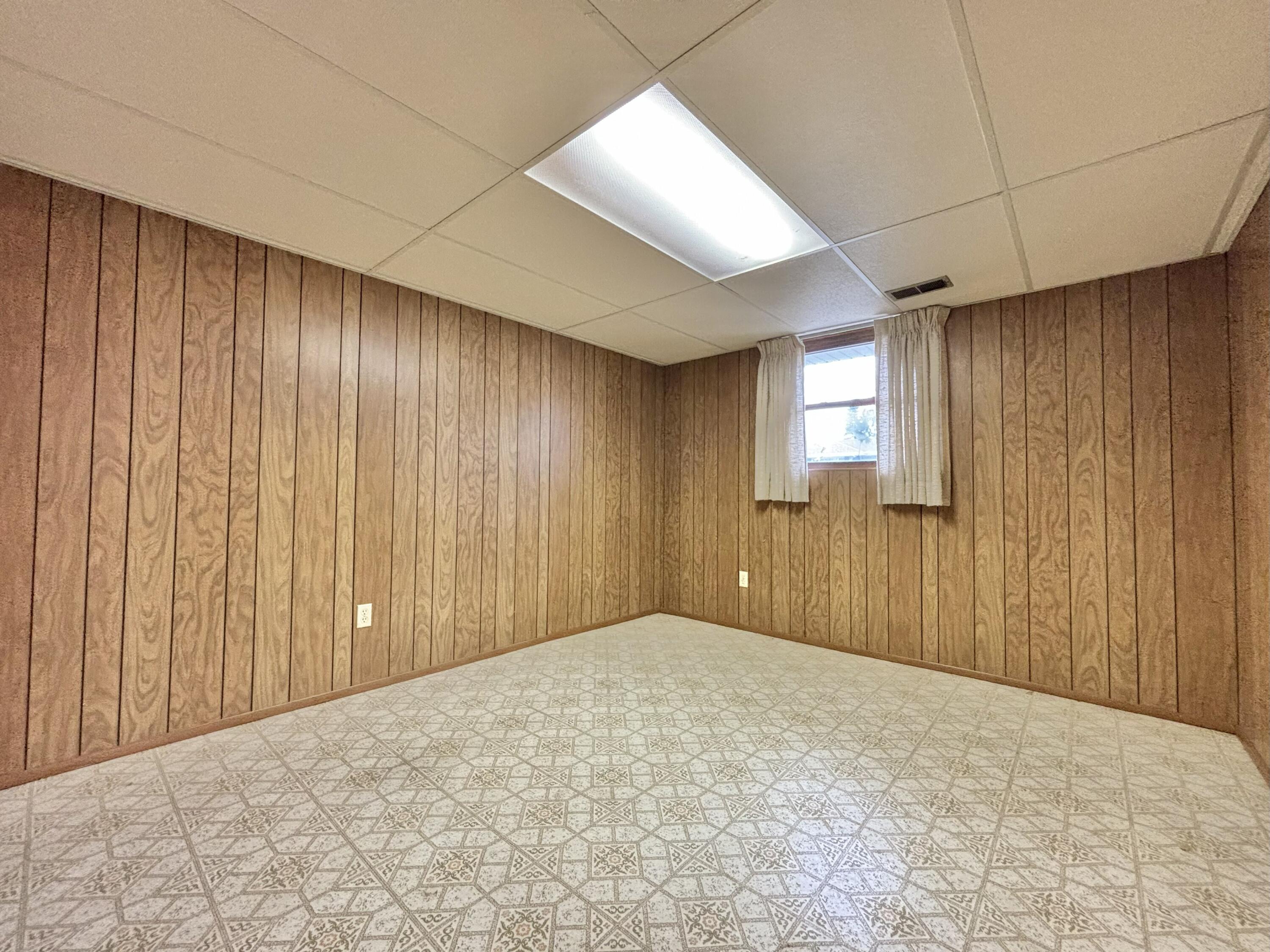 5361 Pierce Street Merrillville, IN 46410 - Photo 14 of 21 an empty room with windows