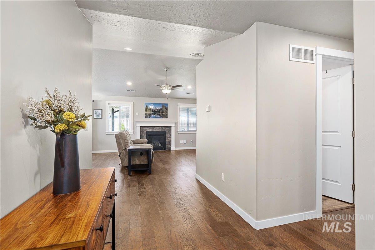 6861 South Maverick Way Boise, ID 83709 - Photo 19 of 46