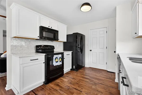 $355,000 | 1333 Briarchase Drive, Lake St. Louis, MO 63367