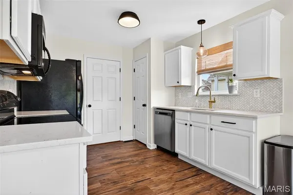 $355,000 | 1333 Briarchase Drive, Lake St. Louis, MO 63367