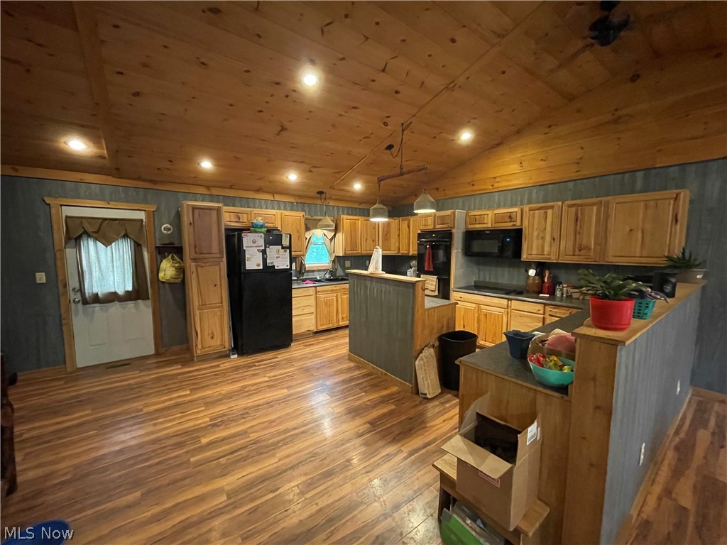 8776 Cottage Road Southwest Dennison, OH 44621 - Photo 6 of 13