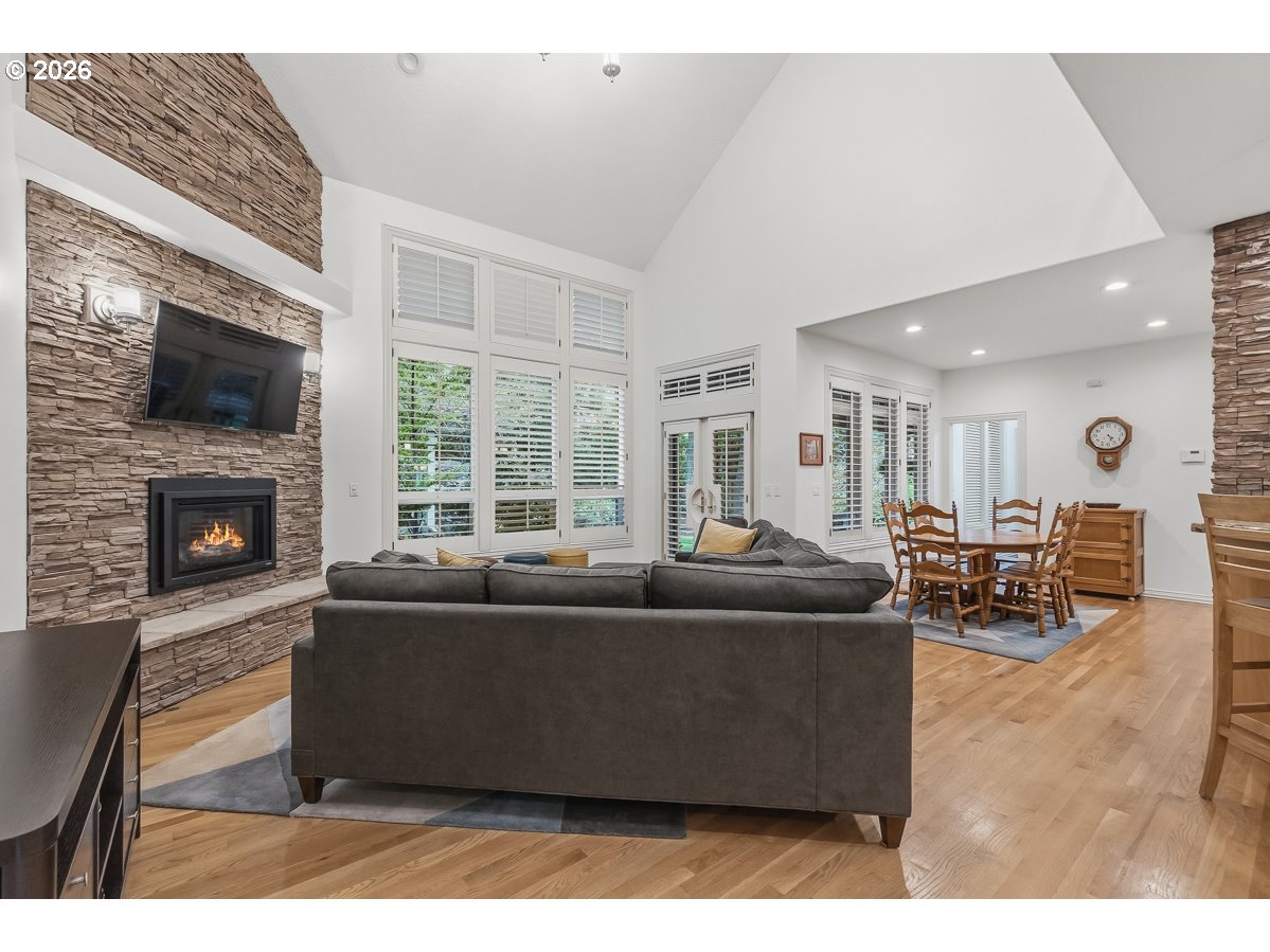 8941 Southwest 171st Avenue Beaverton, OR 97007 - Photo 11 of 48