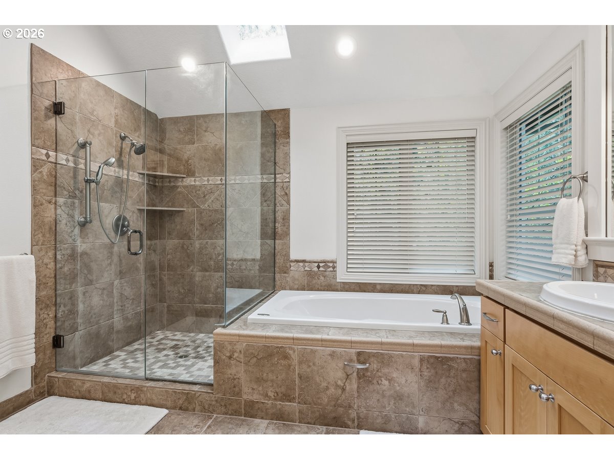 8941 Southwest 171st Avenue Beaverton, OR 97007 - Photo 24 of 48