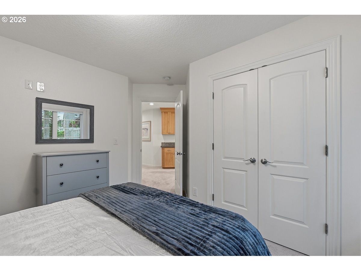 8941 Southwest 171st Avenue Beaverton, OR 97007 - Photo 31 of 48