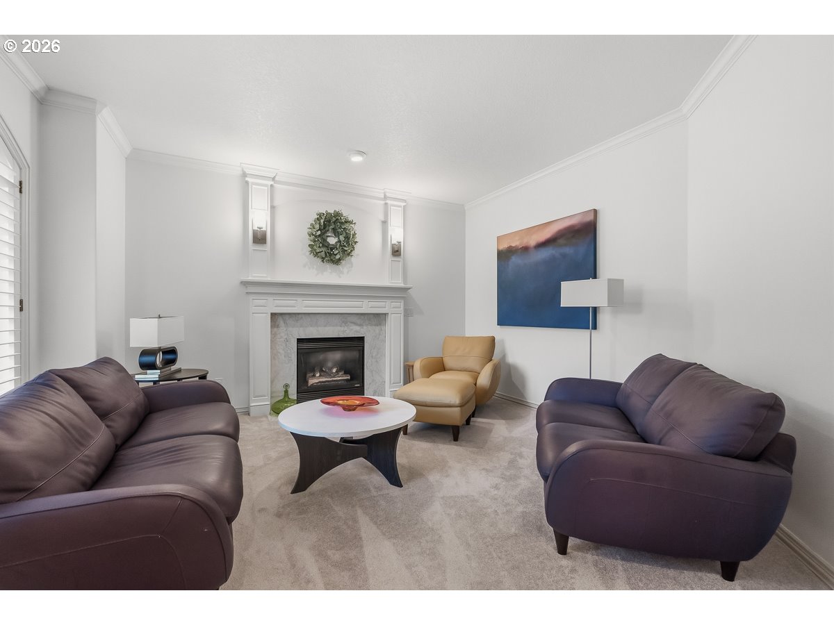 8941 Southwest 171st Avenue Beaverton, OR 97007 - Photo 5 of 48