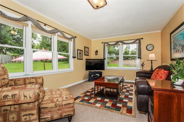 100 Arlington Road Longmeadow, MA 01106 - Photo 8 of 25 Gallery Image 8