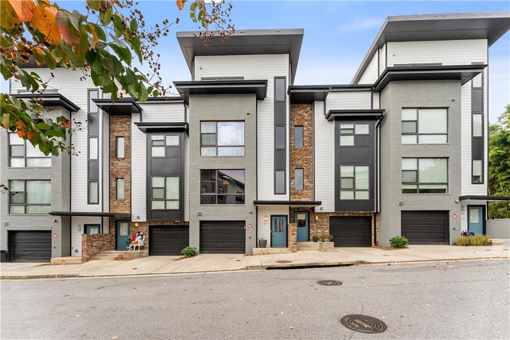 53 Moda Lane Atlanta, GA 30307 - Photo 2 of 41