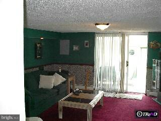 4148 Fairdale Road Philadelphia, PA 19154 - Photo 3 of 5 Gallery Image 3