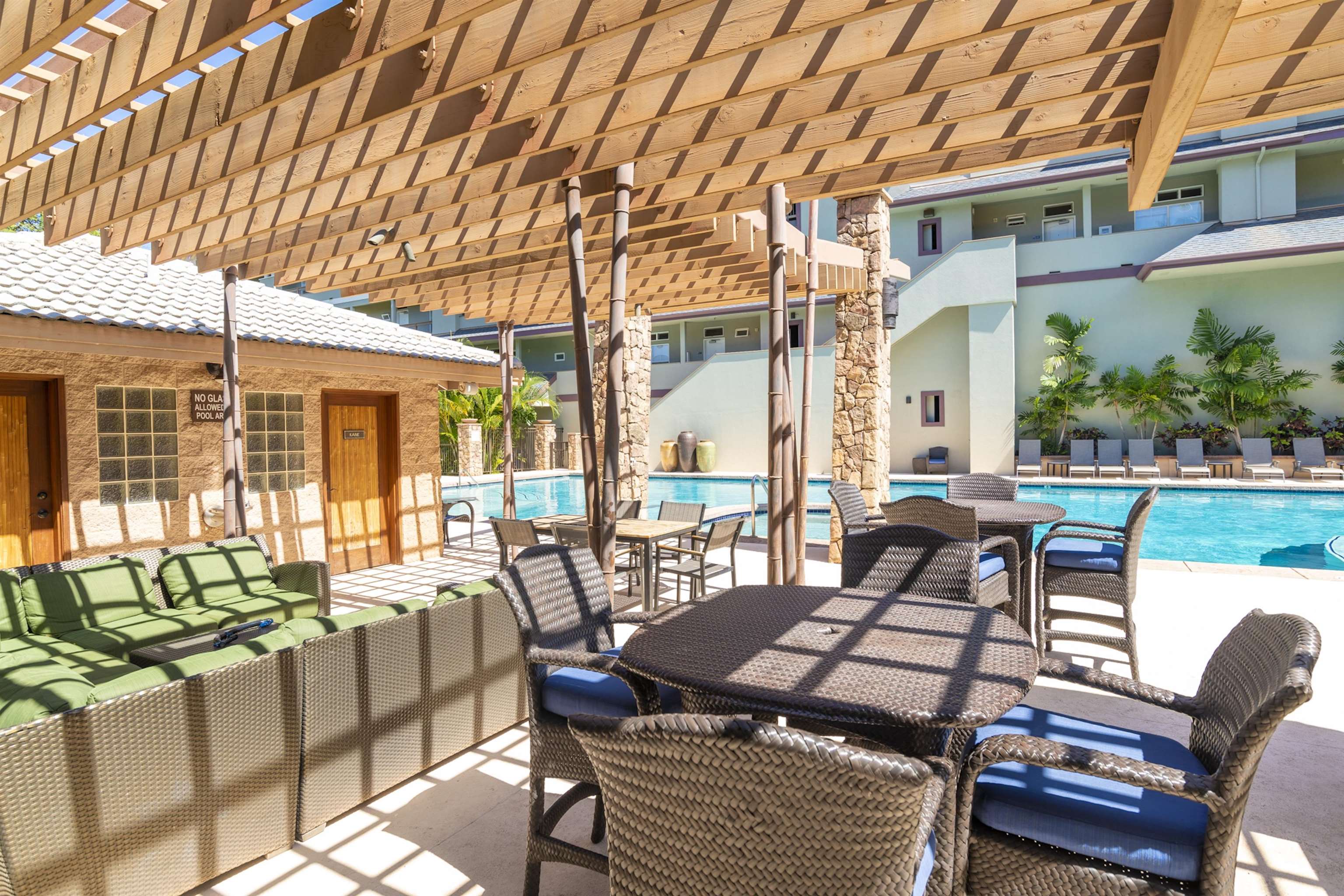 3708 Lower Honoapiilani Road, Unit E20 Lahaina, HI 96761 - Photo 27 of 31