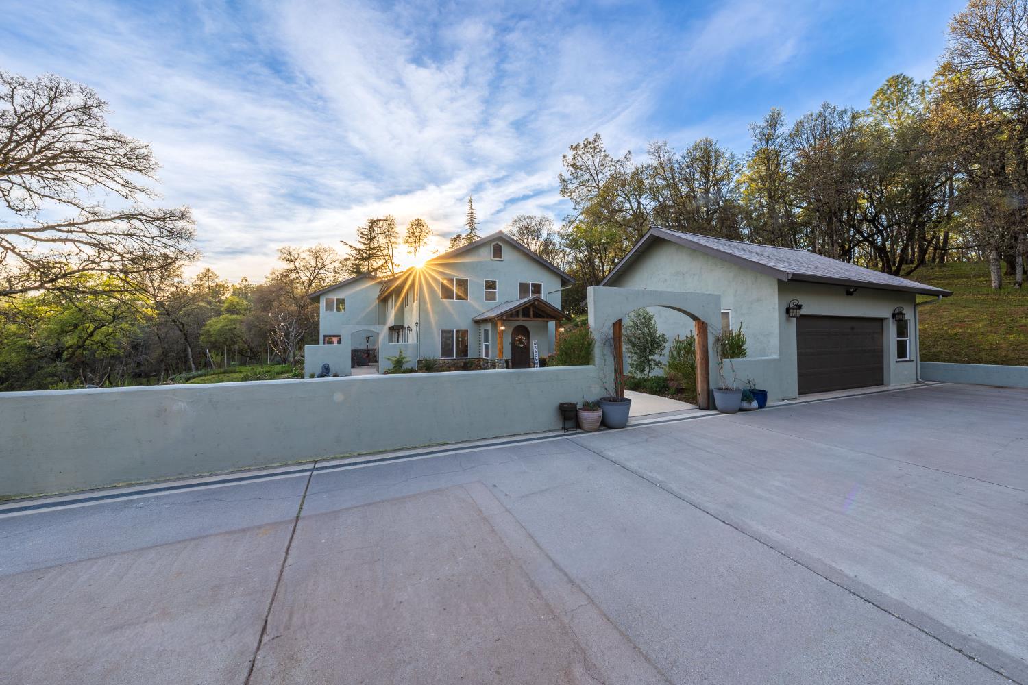 11383 Woodacre Road Grass Valley, CA 95949 - Photo 6 of 99