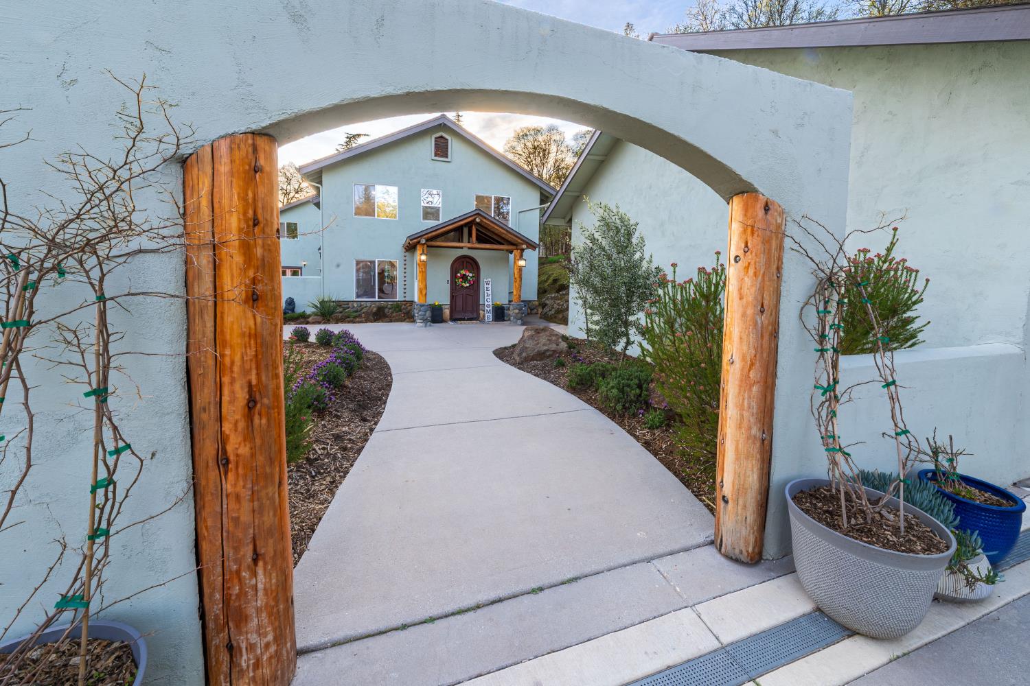 11383 Woodacre Road Grass Valley, CA 95949 - Photo 8 of 99