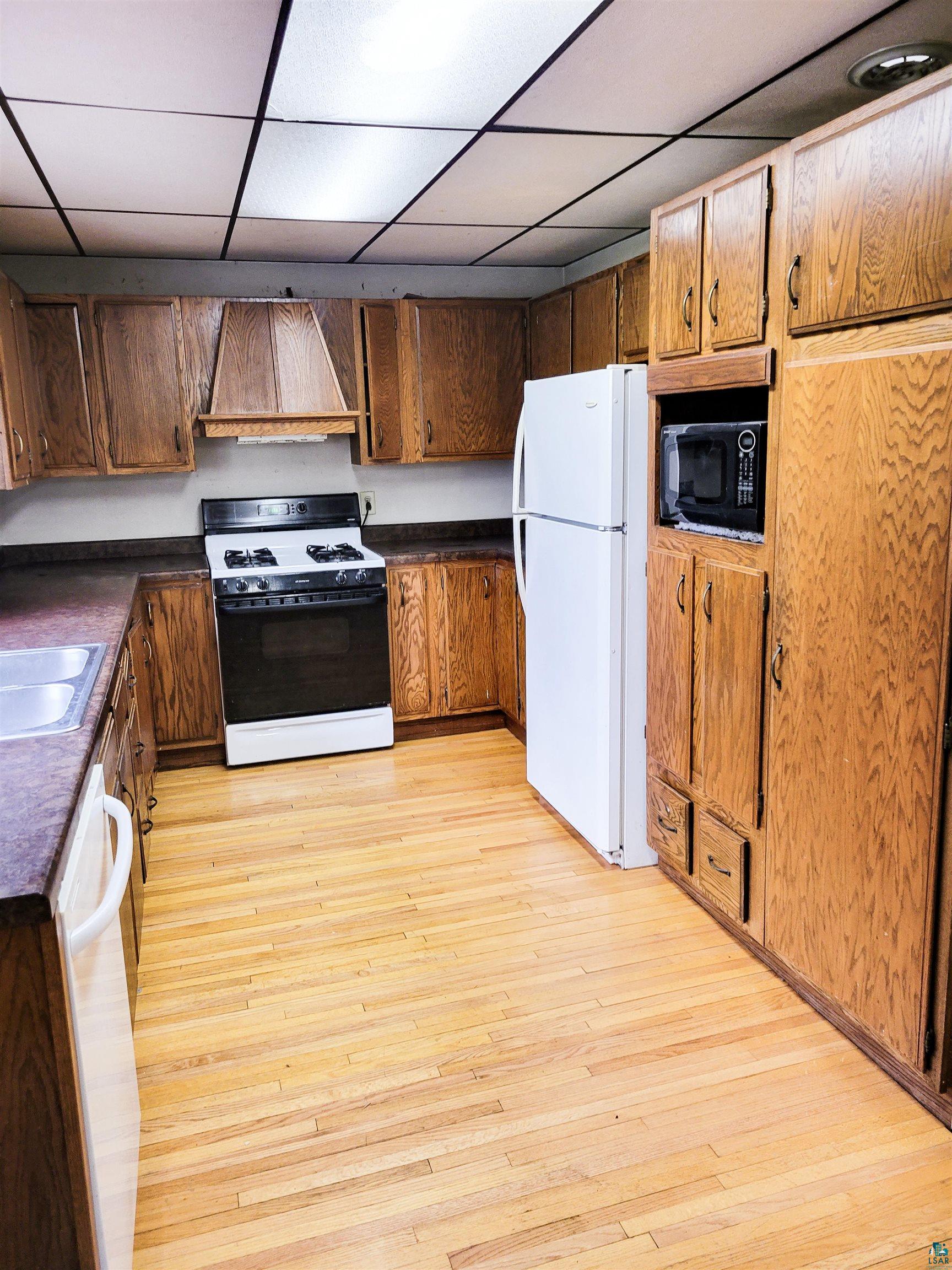 213 3rd Street Proctor, MN 55810 - Photo 4 of 23 Gallery Image 4