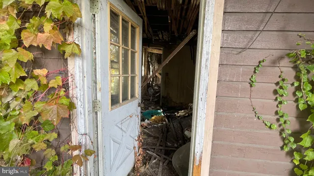 a view of a pathway of a building