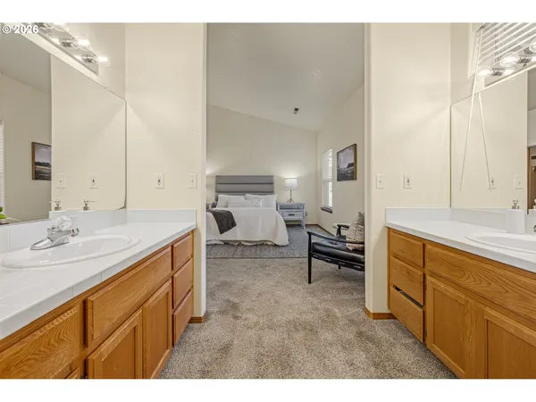 $549,900 | 438 Southeast 71st Place, Hillsboro, OR 97123