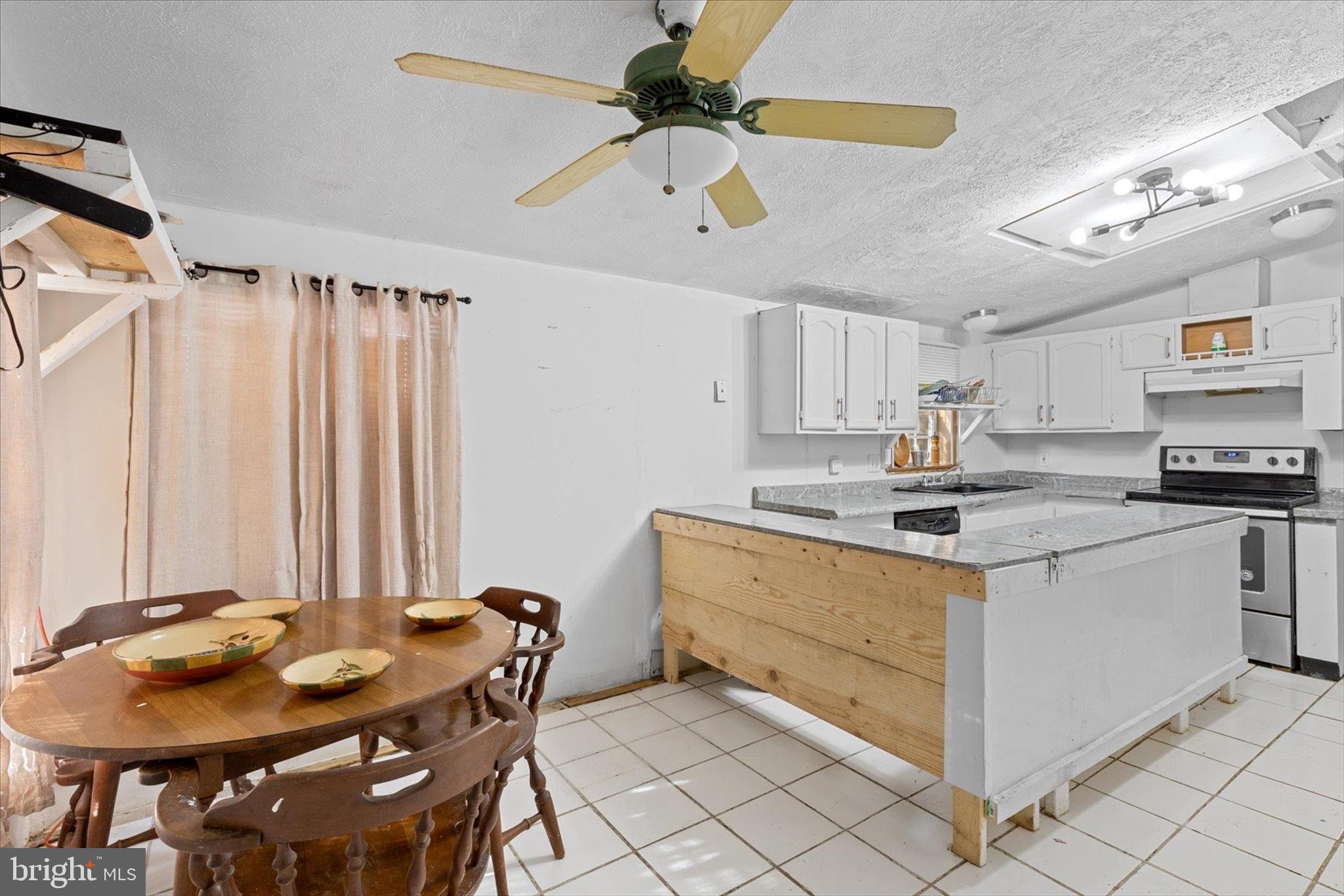 25997 Butler Branch Road Seaford, DE 19973 - Photo 12 of 33 Eat-In Kitchen