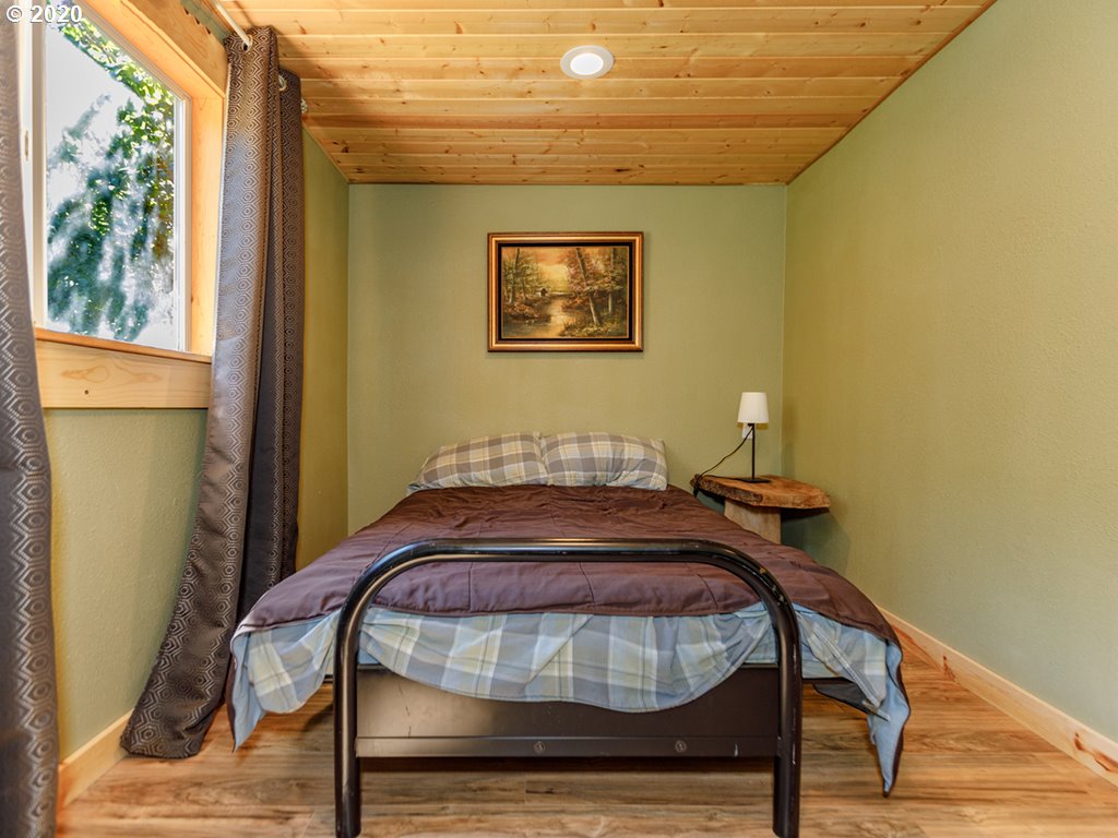 192 Little Road Stevenson, WA 98648 - Photo 17 of 32 Gallery Image 17
