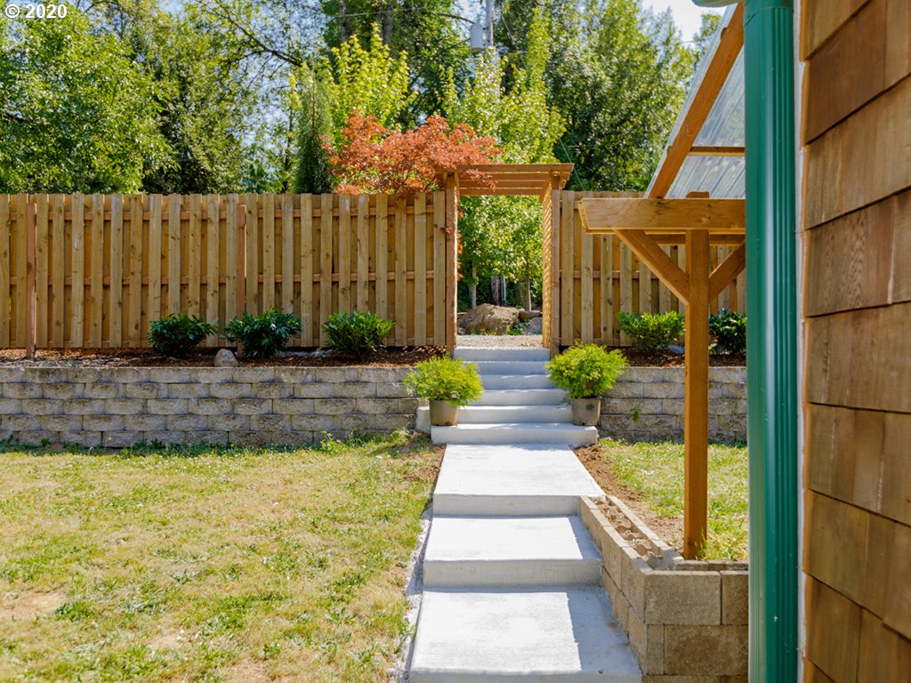 192 Little Road Stevenson, WA 98648 - Photo 30 of 32 Gallery Image 30