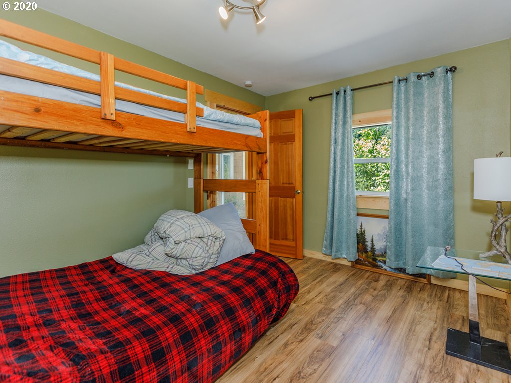 192 Little Road Stevenson, WA 98648 - Photo 10 of 32 Gallery Image 10