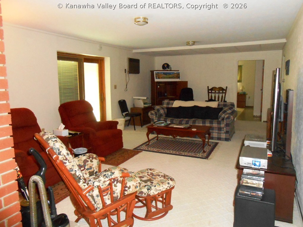363 Highlawn Drive Ripley, WV 25271 - Photo 8 of 30 Gallery Image 8