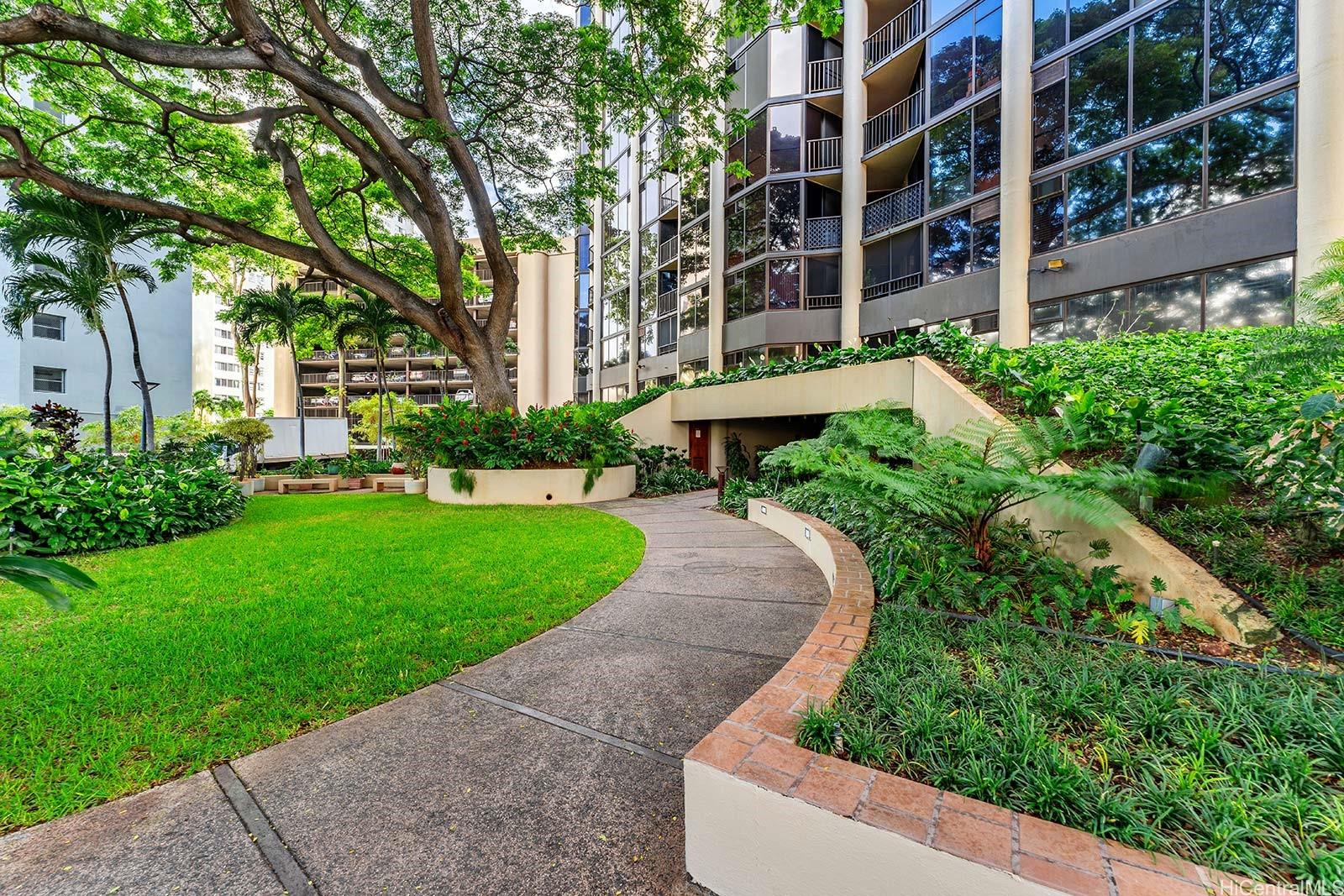 60 North Beretania St Unit 2205