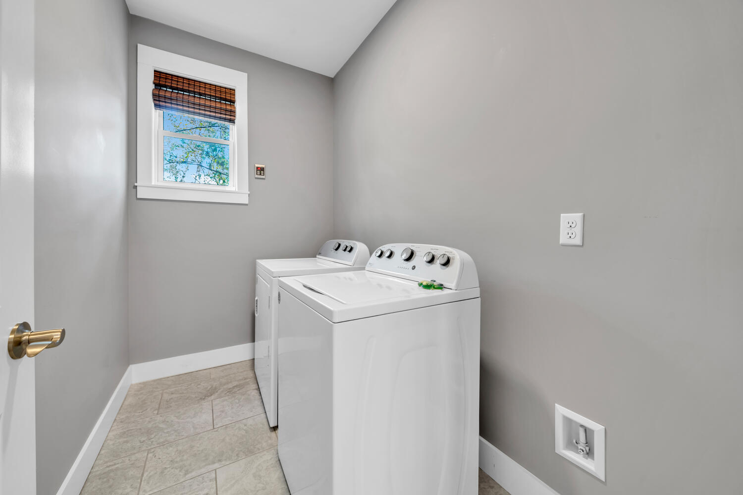 186 Grande Pointe Circle Inlet Beach, FL 32461 - Photo 17 of 62 186 Grande Pointe Dr Panama-large-019-01