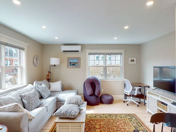 $3,500 | 5 Forsyth Street, Stonington, CT 06355