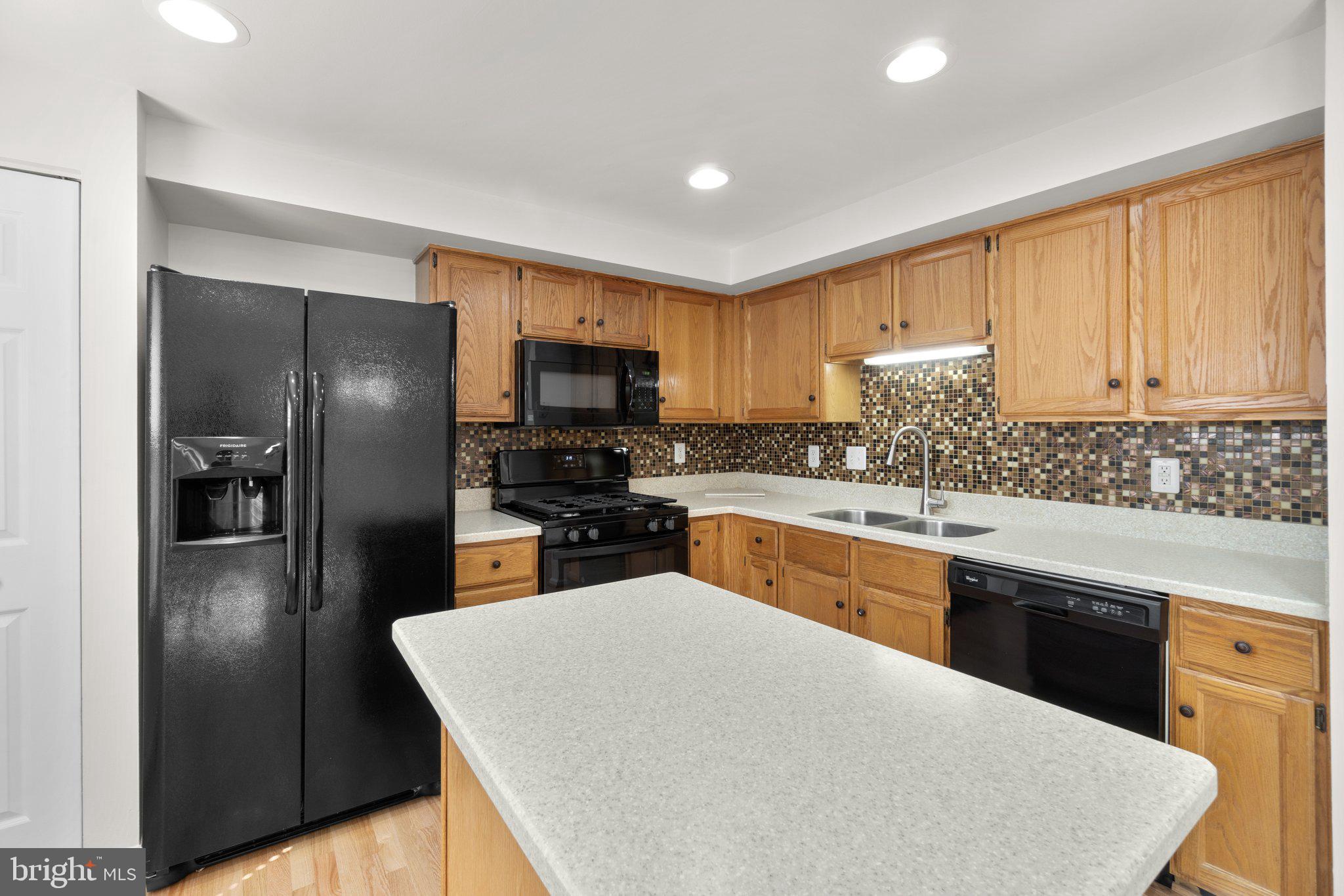 14655 Winterfield Drive Centreville, VA 20120 - Photo 12 of 48