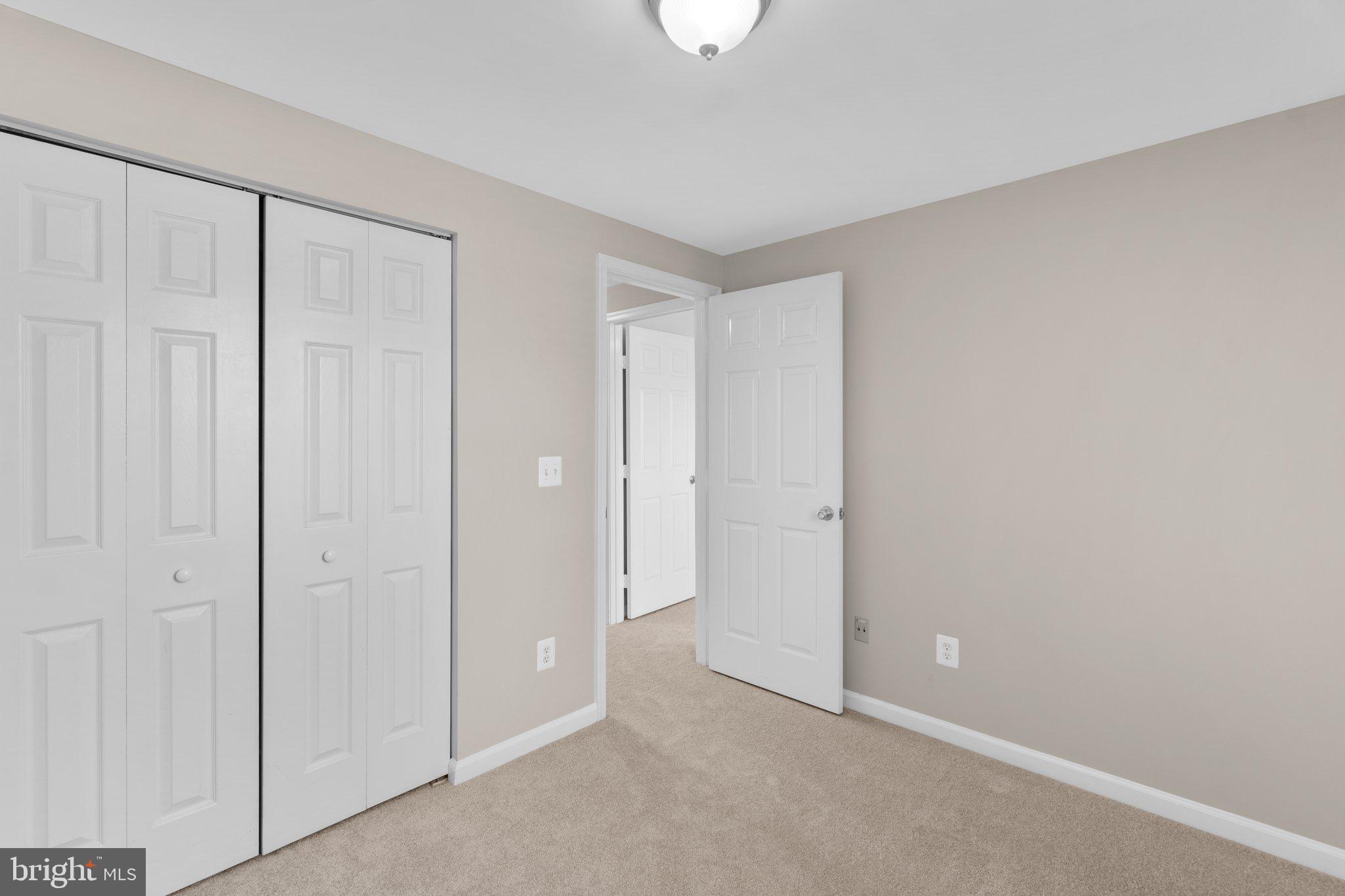 14655 Winterfield Drive Centreville, VA 20120 - Photo 23 of 48 Bedroom #2 looking into upper hallway