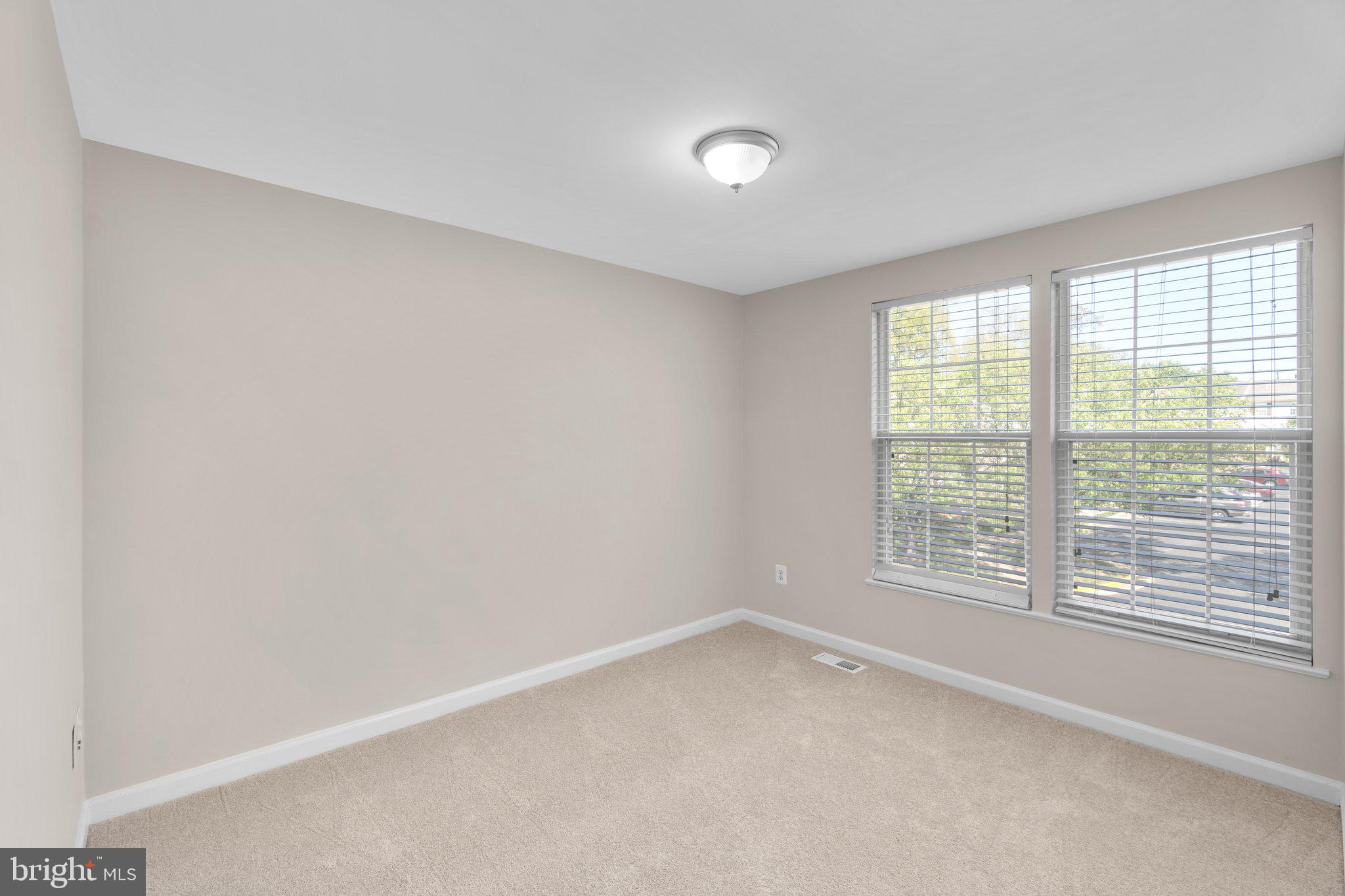 14655 Winterfield Drive Centreville, VA 20120 - Photo 30 of 48 Bedroom #3