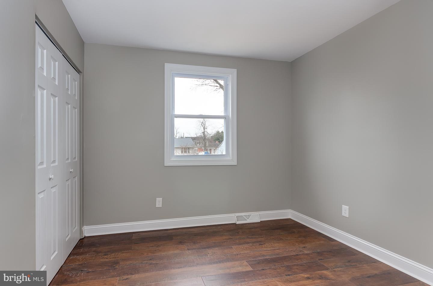 214 Regency Road Beverly, NJ 08010 - Photo 31 of 39
