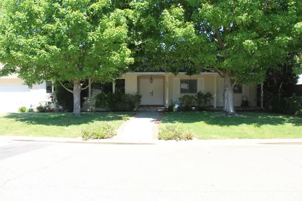 $1,299,000 | 1936 Wingfield Way, Carmichael, CA 95608