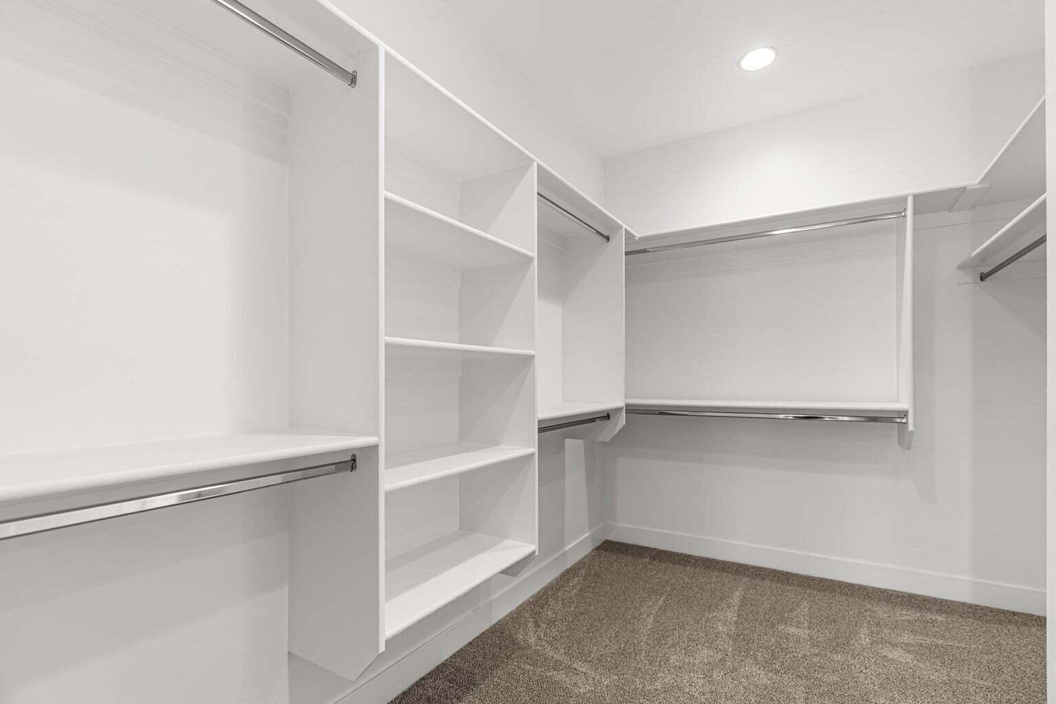 3125 East 2220 South St. George, UT 84790 - Photo 14 of 24 Walk-in-Closet