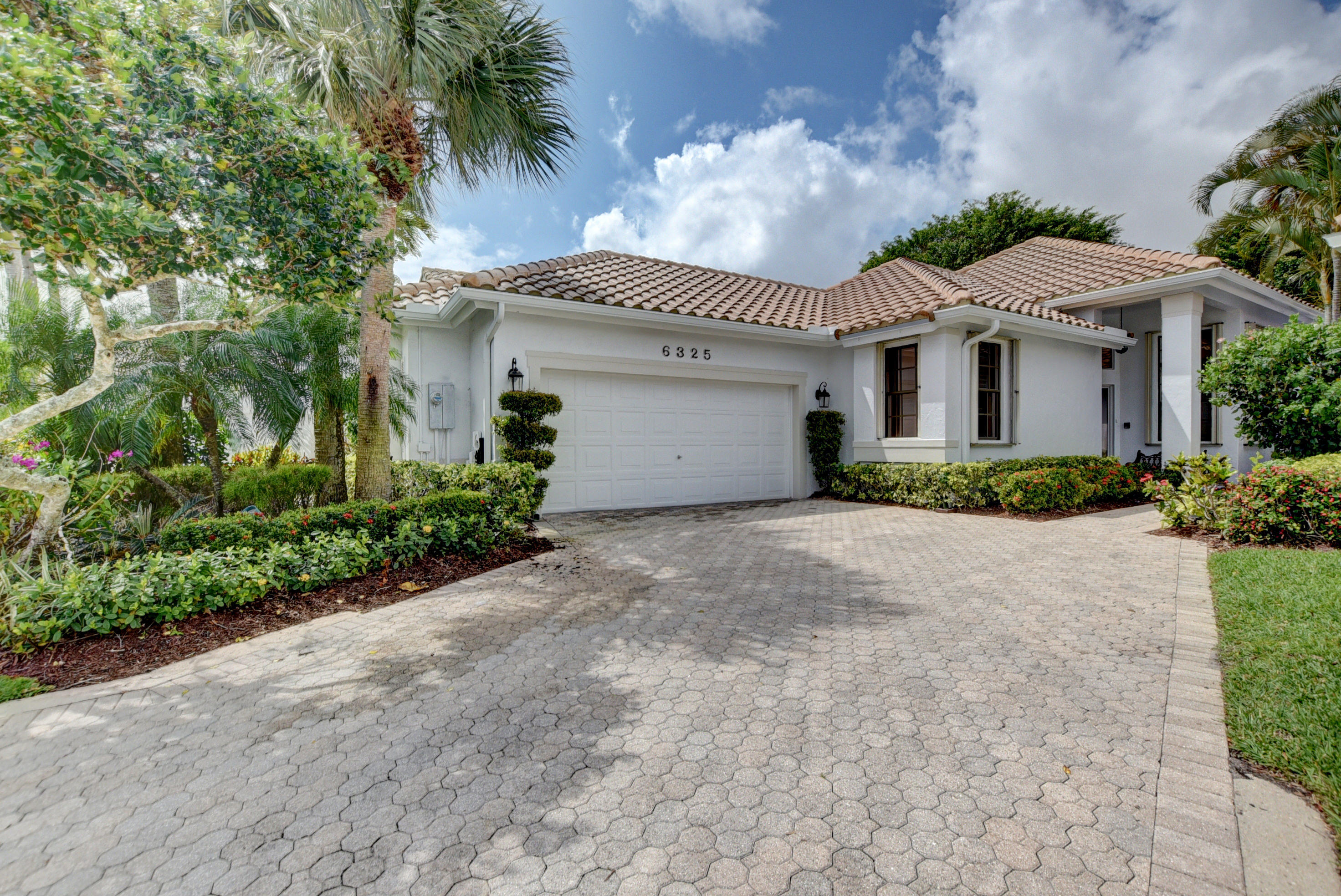 6325 Northwest 25th Way Boca Raton, FL 33496 - Photo 1 of 37 01_ebf_0576and4more